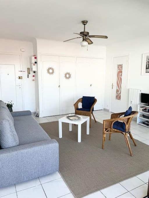 Hendaye Plage Charmant Studio 2Pers Avec Grande Terrasse Vue Mer Exterior photo